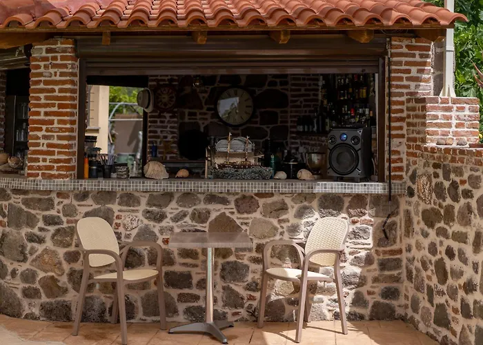 Palaiologou Panorama Apartman Mandamádosz